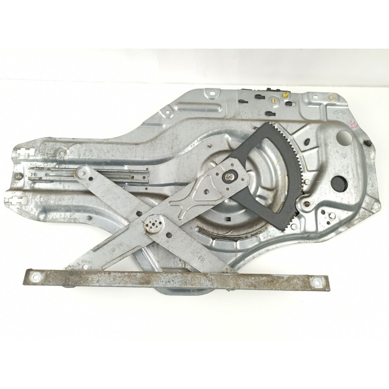 Recambio de elevalunas delantero derecho para hyundai elantra (xd) 2.0 crdi gls (4-ptas.) referencia OEM IAM 824802D061  