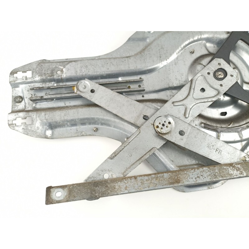 Recambio de elevalunas delantero derecho para hyundai elantra (xd) 2.0 crdi gls (4-ptas.) referencia OEM IAM 824802D061  