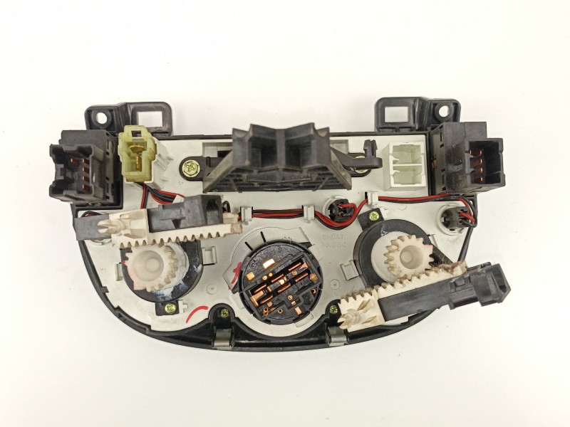 Recambio de mandos calefaccion aire para chevrolet matiz 1.0 cat referencia OEM IAM 96591575  