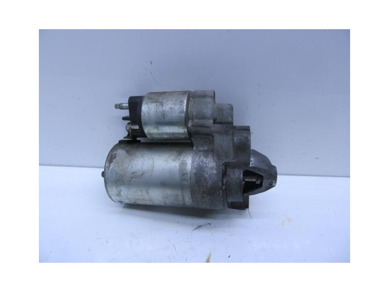 Recambio de motor arranque : peugeot 206 : 1.4 g (74,78cv) [2005] para peugeot 206 1.4 g referencia OEM IAM 0001112041BOSCH  