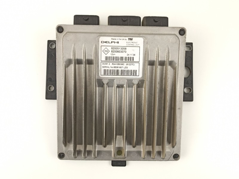 Recambio de centralita para dacia logan 1.5 dci referencia OEM IAM 8200513058  8200603070