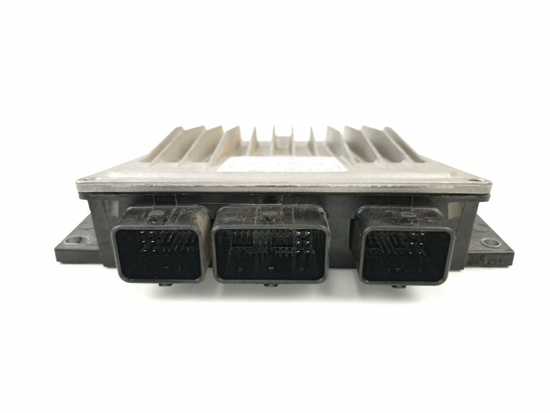 Recambio de centralita para dacia logan 1.5 dci referencia OEM IAM 8200513058  8200603070