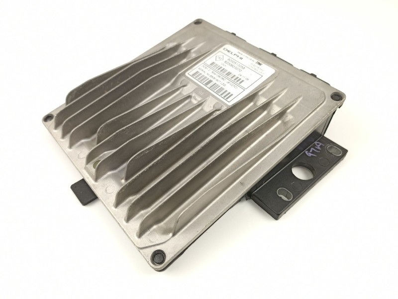 Recambio de centralita para dacia logan 1.5 dci referencia OEM IAM 8200513058  8200603070