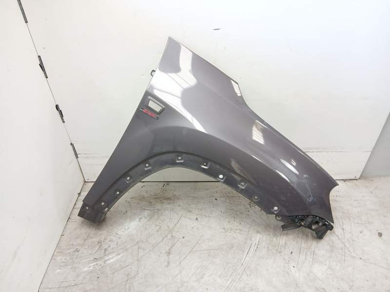 Recambio de aleta delantera derecha para chevrolet orlando (j309) 2.0 d referencia OEM IAM 94559595  