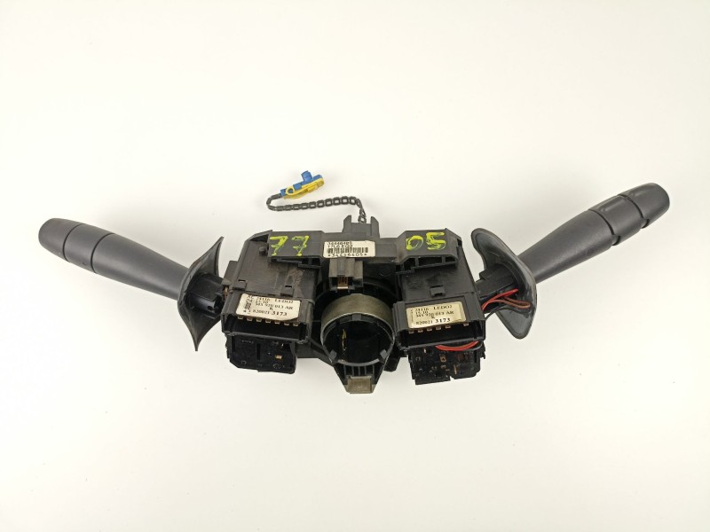 Recambio de mando luces y limpias para dacia logan 1.5 dci referencia OEM IAM 8200213173 N345920013 