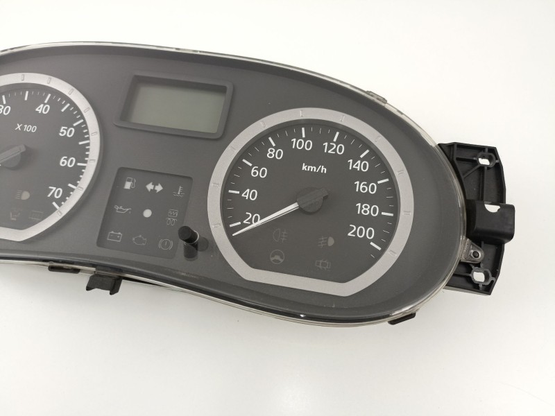 Recambio de cuadro instrumentos para dacia logan 1.5 dci referencia OEM IAM 8200650541  