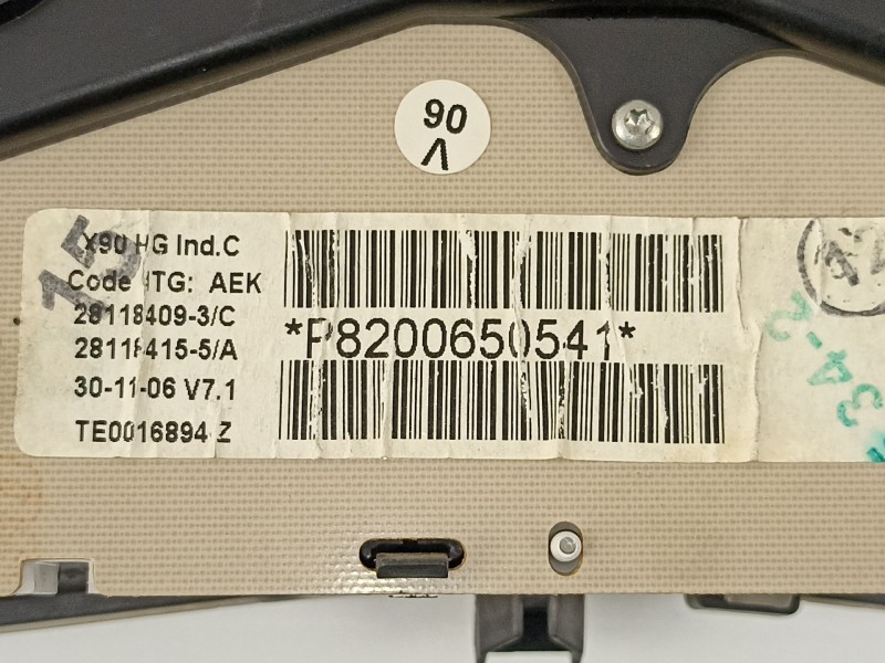 Recambio de cuadro instrumentos para dacia logan 1.5 dci referencia OEM IAM 8200650541  