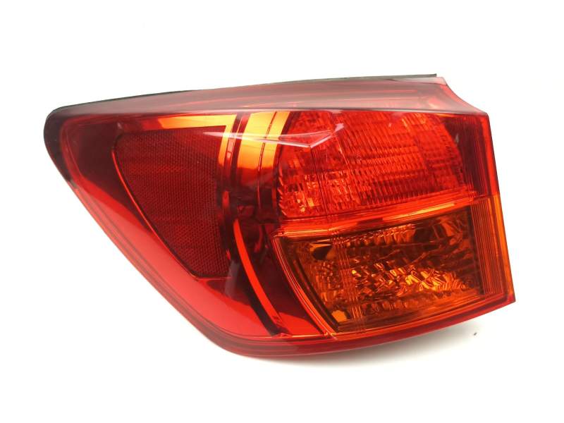 Recambio de piloto trasero izquierdo para lexus is ii (_e2_) 220d (ale20) referencia OEM IAM 8156153161  