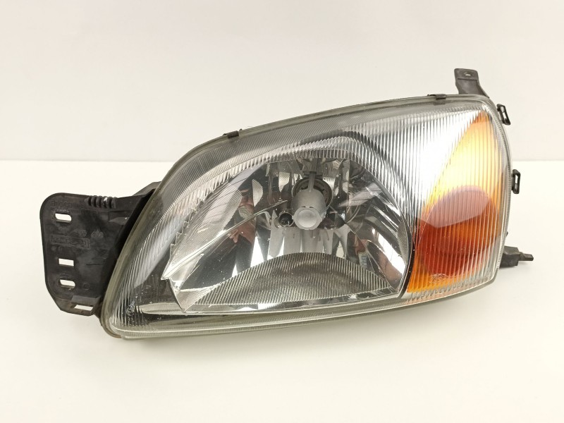 Recambio de faro izquierdo para ford fiesta 1.3 g referencia OEM IAM 1127897 0301173301 YS6113006AK