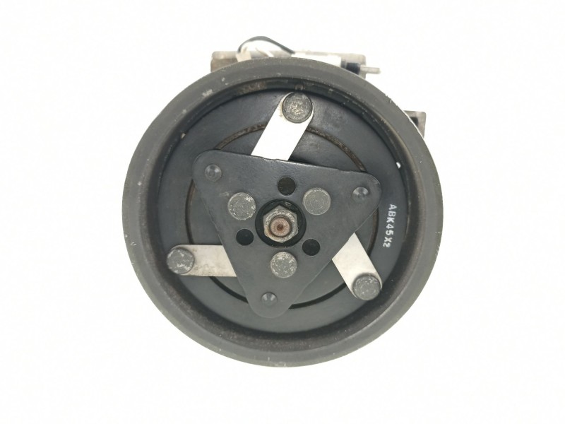 Recambio de compresor aire acondicionado para nissan kubistar 1.5 dci referencia OEM IAM 8200315744  