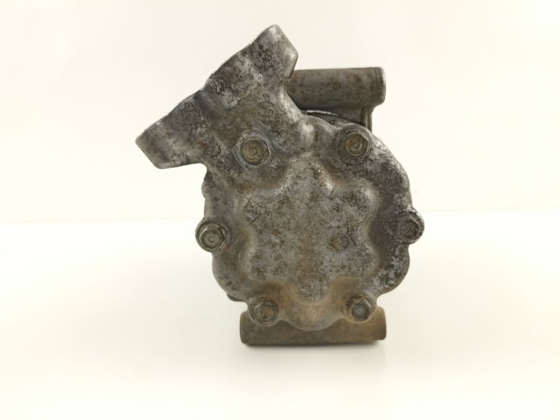 Recambio de compresor aire acondicionado para nissan kubistar 1.5 dci referencia OEM IAM 8200315744  