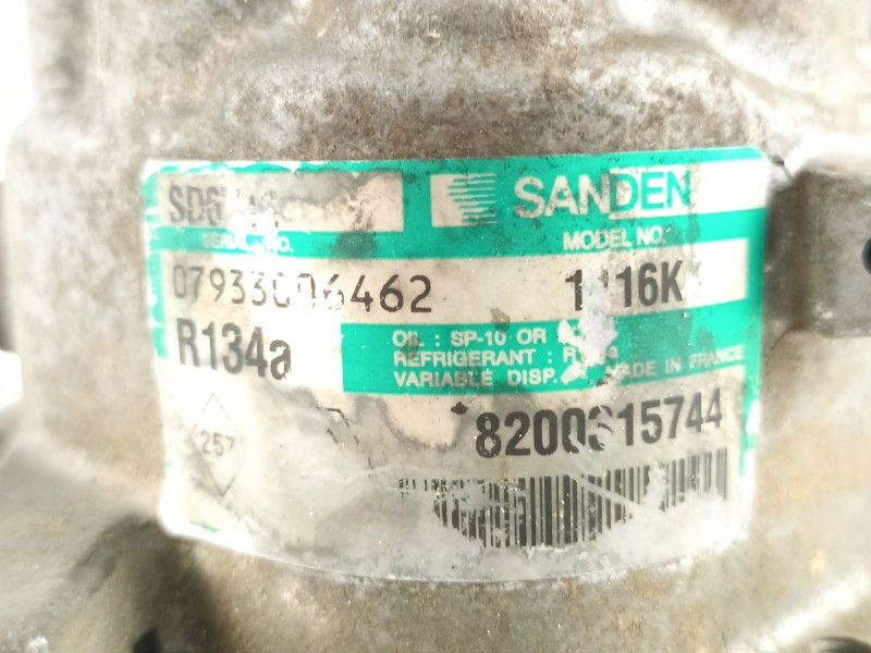 Recambio de compresor aire acondicionado para nissan kubistar 1.5 dci referencia OEM IAM 8200315744  