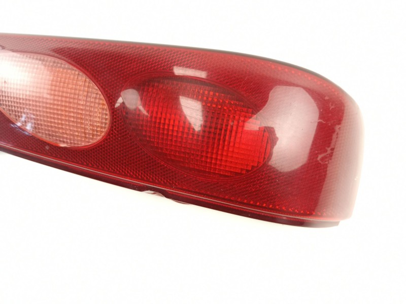 Recambio de piloto trasero izquierdo para fiat seicento 1.1 g referencia OEM IAM 46511339 39670748 