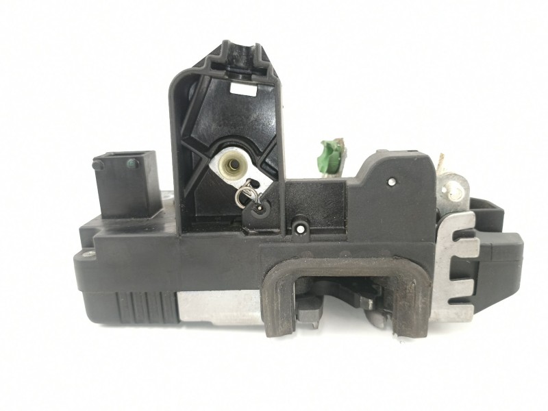 Recambio de cerradura puerta trasera izquierda para opel meriva 1.7 16v cdti referencia OEM IAM 13154793  