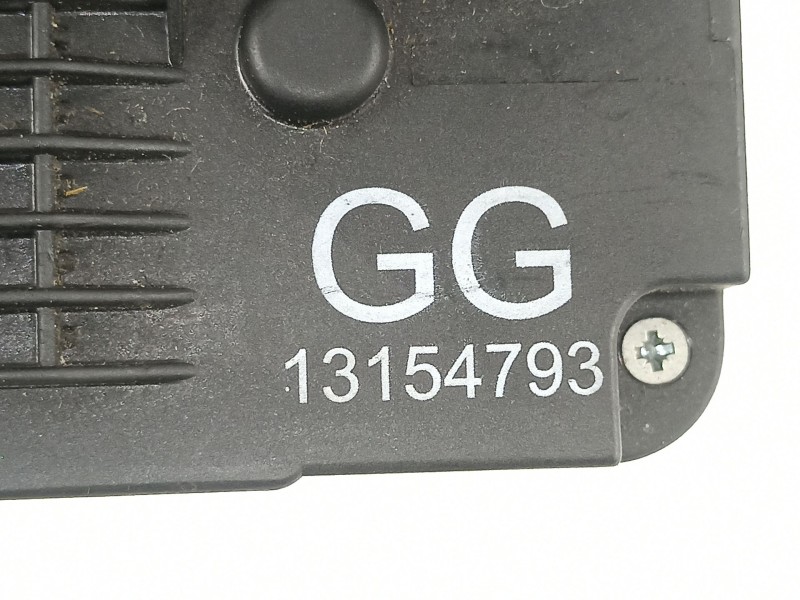 Recambio de cerradura puerta trasera izquierda para opel meriva 1.7 16v cdti referencia OEM IAM 13154793  