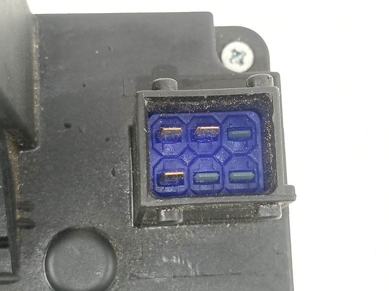 Recambio de cerradura puerta trasera izquierda para opel meriva 1.7 16v cdti referencia OEM IAM 13154793  