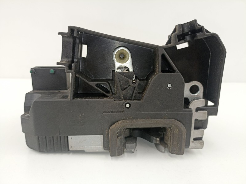 Recambio de cerradura puerta delantera izquierda para opel meriva 1.7 16v cdti referencia OEM IAM 13154791  