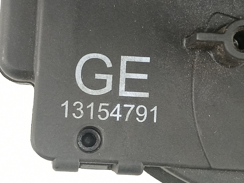 Recambio de cerradura puerta delantera izquierda para opel meriva 1.7 16v cdti referencia OEM IAM 13154791  