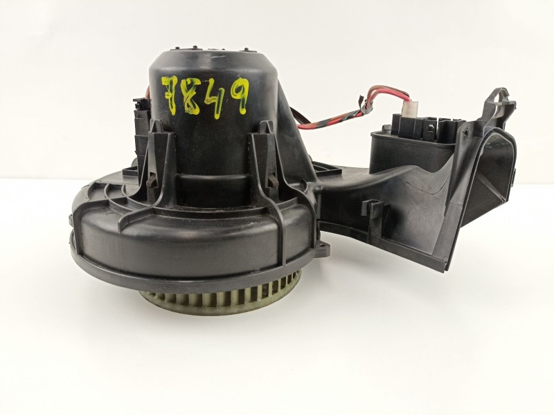 Recambio de motor calefaccion para opel meriva 1.7 16v cdti referencia OEM IAM 13124703 93446 