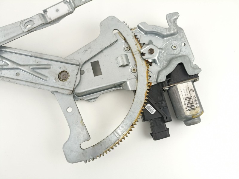 Recambio de elevalunas delantero derecho para opel meriva 1.7 16v cdti referencia OEM IAM 93362662 400719G 93389552