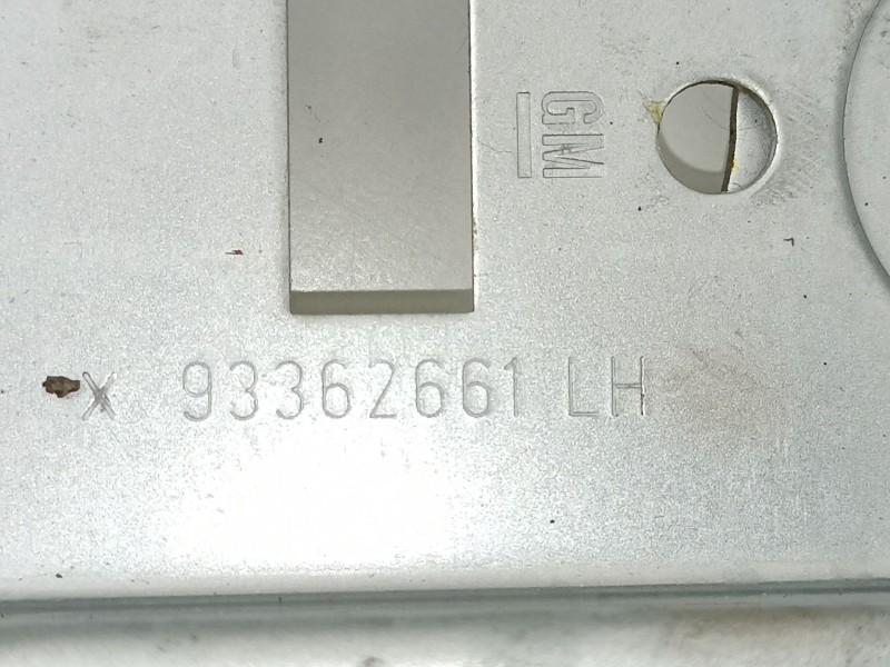 Recambio de elevalunas delantero izquierdo para opel meriva 1.7 16v cdti referencia OEM IAM 93362661 400718G 93389551