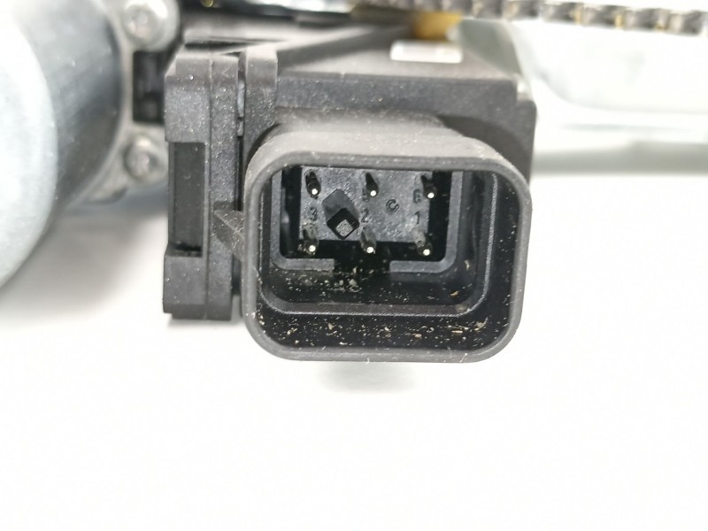 Recambio de elevalunas delantero izquierdo para opel meriva 1.7 16v cdti referencia OEM IAM 93362661 400718G 93389551