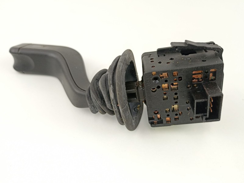 Recambio de mando luces y limpias para opel meriva 1.7 16v cdti referencia OEM IAM 09185413  09185417