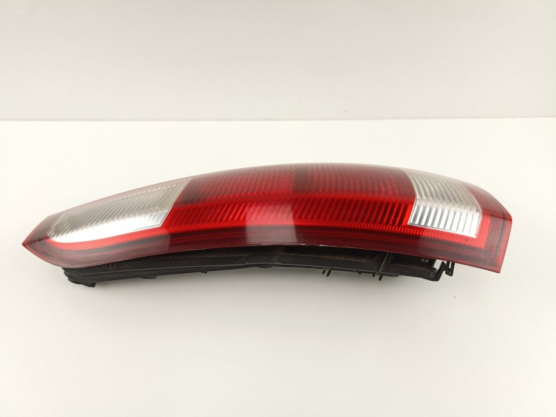 Recambio de piloto trasero izquierdo para opel meriva 1.7 16v cdti referencia OEM IAM 1222123  