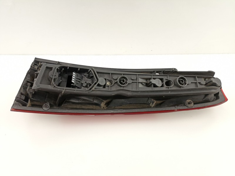 Recambio de piloto trasero izquierdo para opel meriva 1.7 16v cdti referencia OEM IAM 1222123  