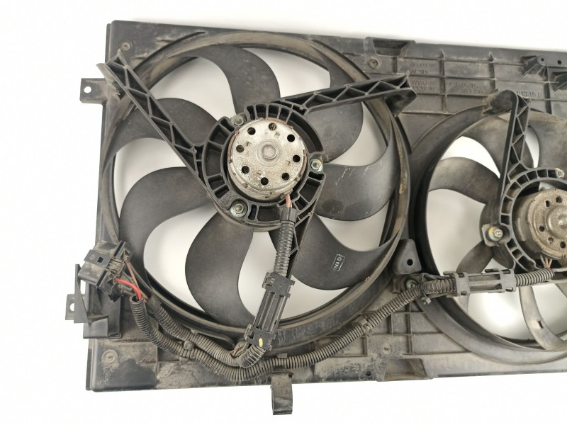 Recambio de electroventilador para seat toledo (1m2) 1.9 tdi referencia OEM IAM 1J0121205B  1J0121207M