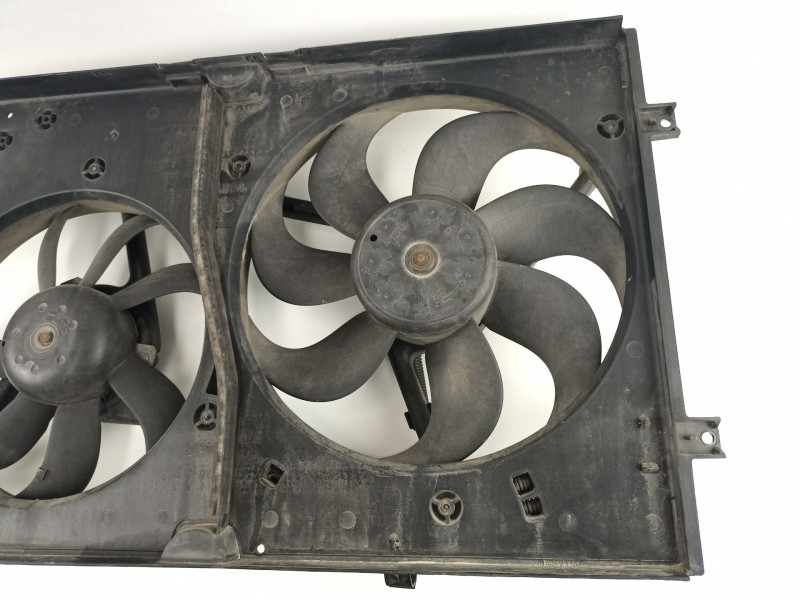Recambio de electroventilador para seat toledo (1m2) 1.9 tdi referencia OEM IAM 1J0121205B  1J0121207M