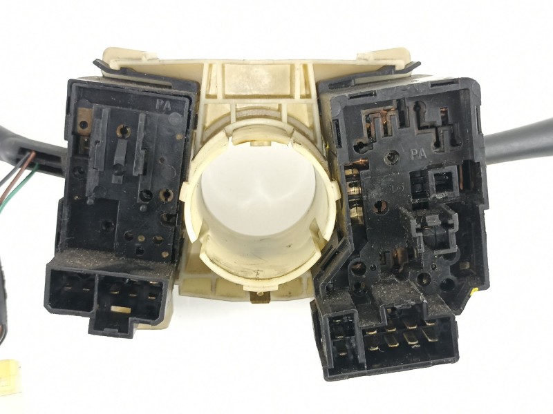 Recambio de mando luces y limpias para nissan serena (c23m) 2.3 invitation d referencia OEM IAM 255600F020  