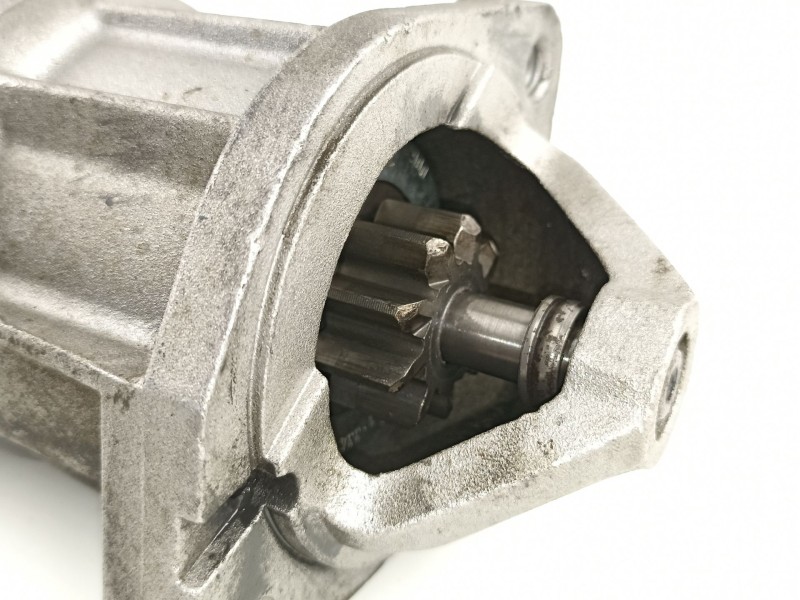 Recambio de motor arranque para nissan serena (c23m) 2.3 invitation d referencia OEM IAM 233009C600 LRT00104 9000331430