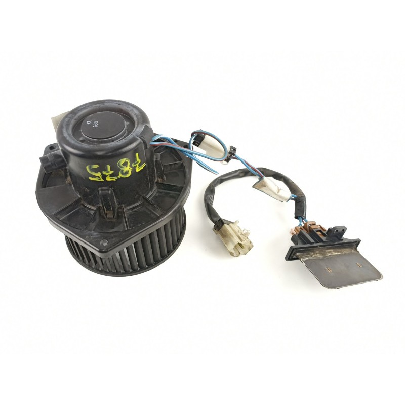 Recambio de motor calefaccion para nissan serena (c23m) 2.3 invitation d referencia OEM IAM 4868030350 0130111154 2715060R00