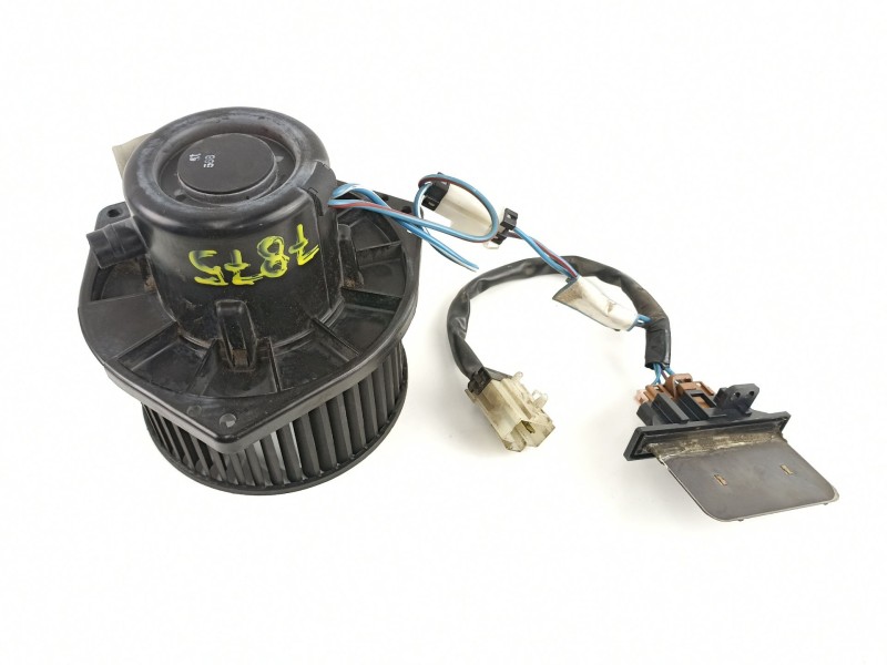 Recambio de motor calefaccion para nissan serena (c23m) 2.3 invitation d referencia OEM IAM 4868030350 0130111154 2715060R00