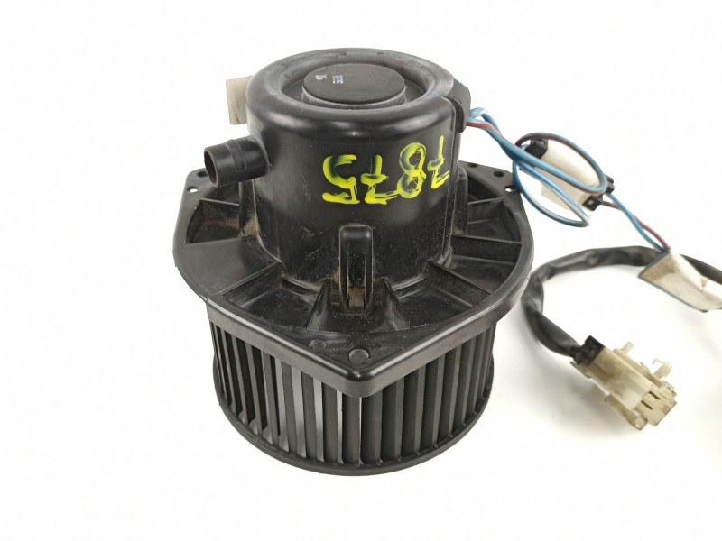 Recambio de motor calefaccion para nissan serena (c23m) 2.3 invitation d referencia OEM IAM 4868030350 0130111154 2715060R00