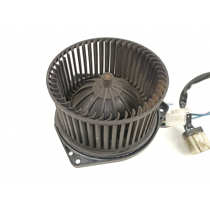 Recambio de motor calefaccion para nissan serena (c23m) 2.3 invitation d referencia OEM IAM 4868030350 0130111154 2715060R00