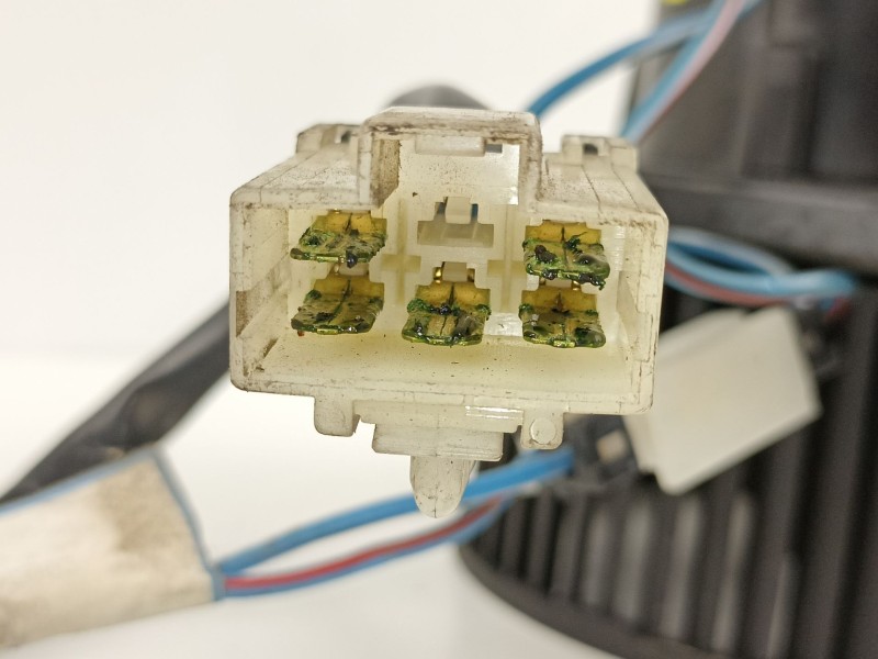 Recambio de motor calefaccion para nissan serena (c23m) 2.3 invitation d referencia OEM IAM 4868030350 0130111154 2715060R00