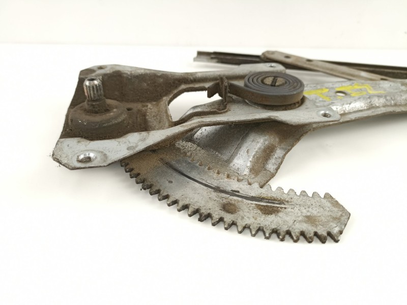 Recambio de elevalunas trasero izquierdo para nissan serena (c23m) 2.3 invitation d referencia OEM IAM 827210C001  