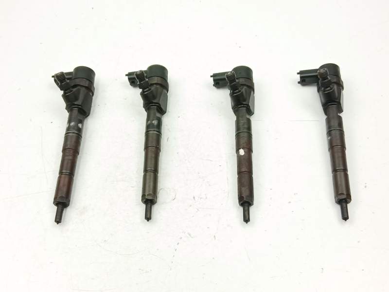 Recambio de inyectores juego para opel insignia a (g09) 2.0 cdti (68) referencia OEM IAM 55566050 0445110327 