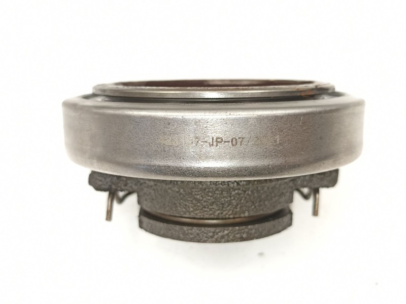 Recambio de embrague normal para nissan serena (c23m) 2.3 invitation d referencia OEM IAM 123119C640  