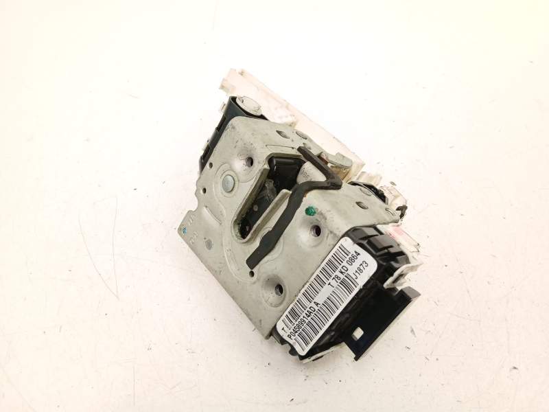 Recambio de cerradura puerta trasera derecha para fiat freemont (345_) 2.0 jtd referencia OEM IAM 04589914AD  