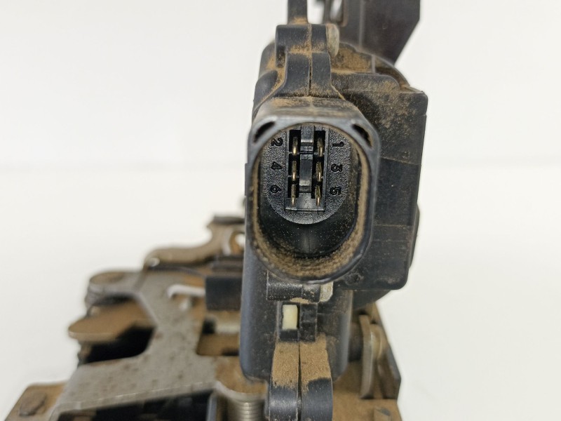 Recambio de cerradura puerta trasera derecha para seat toledo (1m2) 1.9 tdi referencia OEM IAM 3B4839016M  