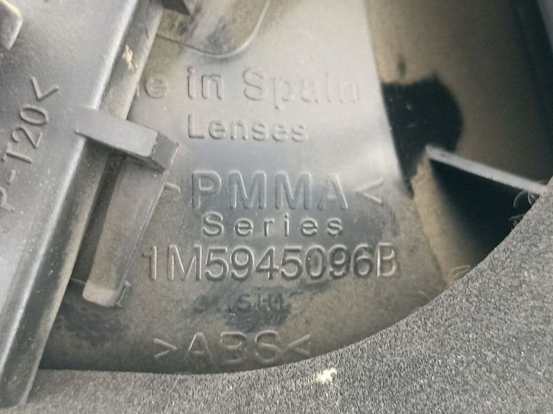 Recambio de piloto trasero derecho para seat toledo (1m2) 1.9 tdi referencia OEM IAM 1M5945096B  1M5945257