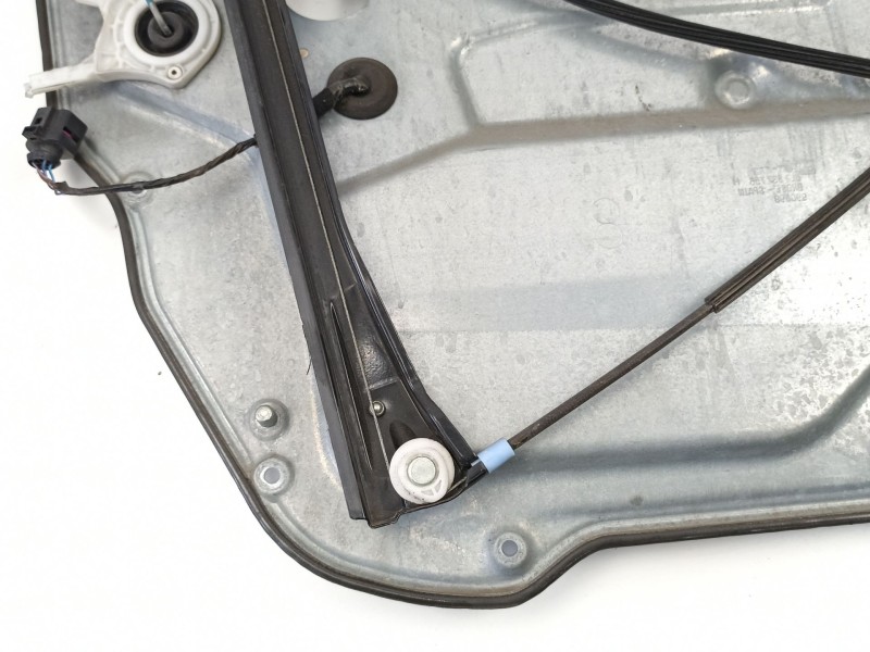 Recambio de elevalunas delantero derecho para seat ibiza (6l1) 1.9 tdi referencia OEM IAM 6L3837756H 6Q2959801A 6L3837752AD