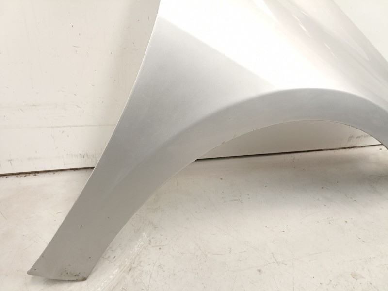 Recambio de aleta delantera derecha para renault laguna grandtour iii dynamique referencia OEM IAM 631000017R  