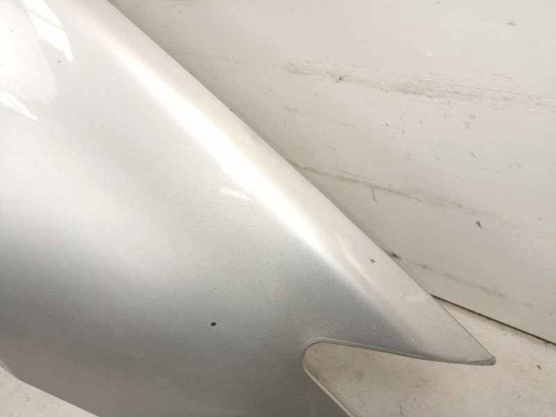 Recambio de aleta delantera derecha para renault laguna grandtour iii dynamique referencia OEM IAM 631000017R  