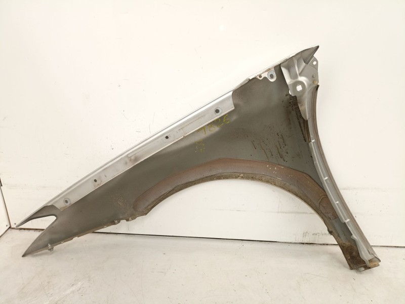 Recambio de aleta delantera derecha para renault laguna grandtour iii dynamique referencia OEM IAM 631000017R  