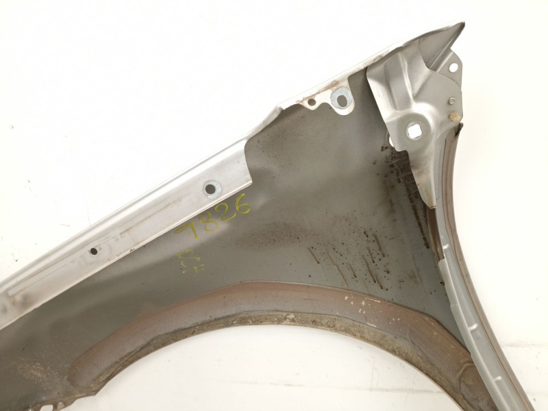 Recambio de aleta delantera derecha para renault laguna grandtour iii dynamique referencia OEM IAM 631000017R  