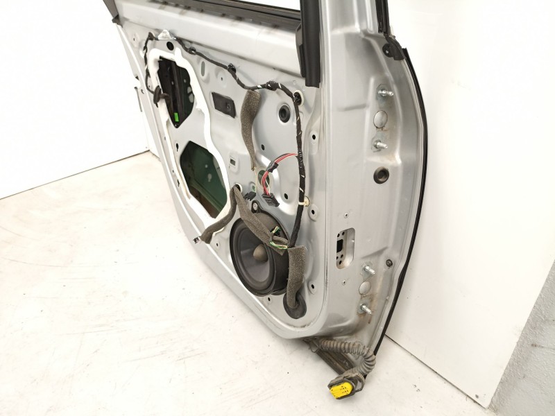 Recambio de puerta trasera izquierda para renault laguna grandtour iii dynamique referencia OEM IAM 821130002R  